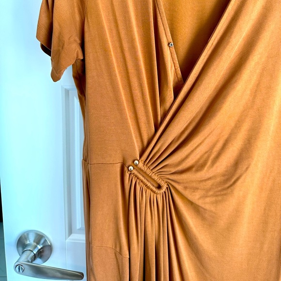 Perfect Fall Toned Wrap Dress - Picture 12 of 14